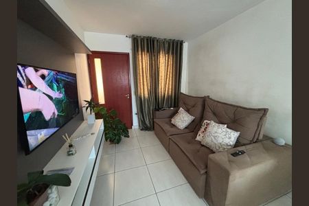 Apartamento à venda com 53m², 2 quartos e sem vaga Apartamento à venda com 53m², 2 quartos e sem vagaSala