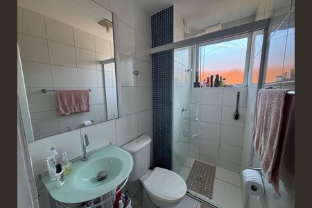 Apartamento à venda com 53m², 2 quartos e sem vaga Apartamento à venda com 53m², 2 quartos e sem vagaBanheiro
