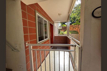 Apartamento à venda com 53m², 2 quartos e sem vaga Apartamento à venda com 53m², 2 quartos e sem vagaVaranda