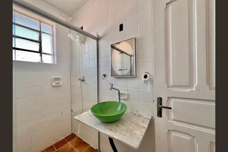 Casa para alugar com 3 quartos, 300m² em Sagrada Família, Belo Horizonte