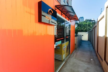 Mercado de apartamento para alugar com 3 quartos, 52m² em Super Quadra Morumbi, São Paulo