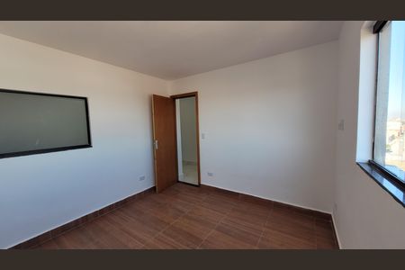 Quarto de kitnet/studio para alugar com 1 quarto, 32m² em Jardim Napoli I, Itaquaquecetuba