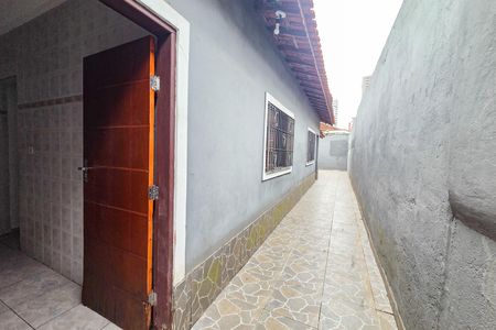 Casa para alugar com 86m², 2 quartos e 2 vagas Casa para alugar com 86m², 2 quartos e 2 vagasQuintal