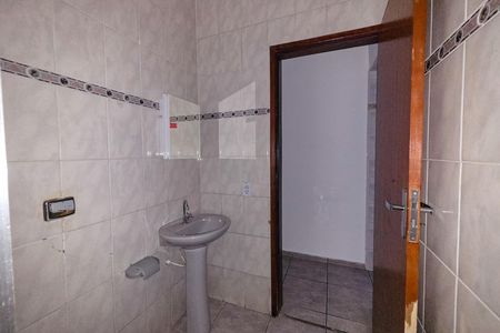 Casa para alugar com 86m², 2 quartos e 2 vagas Casa para alugar com 86m², 2 quartos e 2 vagasBanheiro