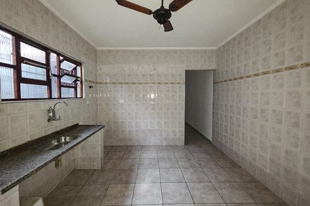 Casa para alugar com 86m², 2 quartos e 2 vagas Casa para alugar com 86m², 2 quartos e 2 vagasCozinha