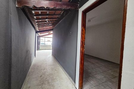 Casa para alugar com 86m², 2 quartos e 2 vagas Casa para alugar com 86m², 2 quartos e 2 vagasQuintal