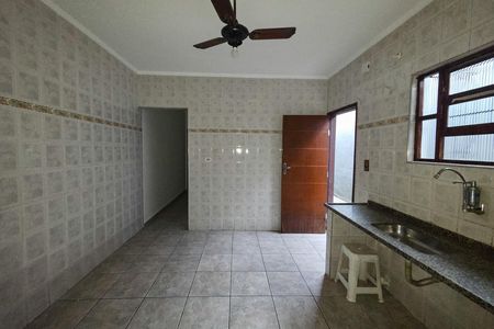 Casa para alugar com 86m², 2 quartos e 2 vagas Casa para alugar com 86m², 2 quartos e 2 vagasCozinha