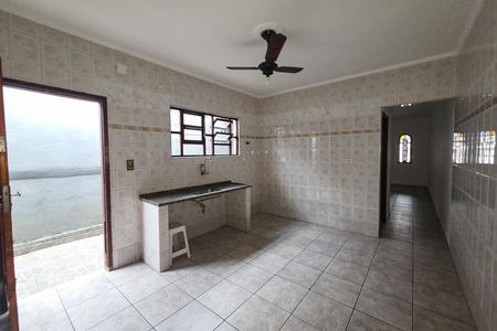 Casa para alugar com 86m², 2 quartos e 2 vagas Casa para alugar com 86m², 2 quartos e 2 vagasCozinha
