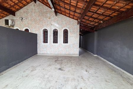 Garagem de casa para alugar com 2 quartos, 86m² em Canto do Forte, Praia Grande