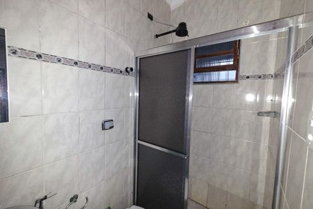 Casa para alugar com 86m², 2 quartos e 2 vagas Casa para alugar com 86m², 2 quartos e 2 vagasBanheiro da Suíte
