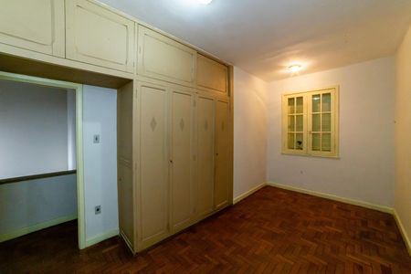Casa para alugar com 360m², 4 quartos e 7 vagas Casa para alugar com 360m², 4 quartos e 7 vagasQuarto 2
