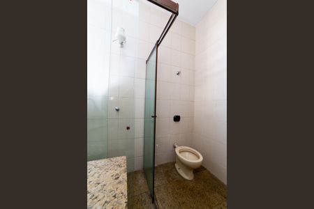 Casa para alugar com 360m², 4 quartos e 7 vagas Casa para alugar com 360m², 4 quartos e 7 vagasBanheiro Social
