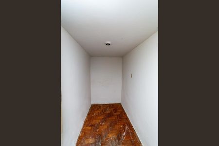 Casa para alugar com 360m², 4 quartos e 7 vagas Casa para alugar com 360m², 4 quartos e 7 vagasÁrea de Serviço