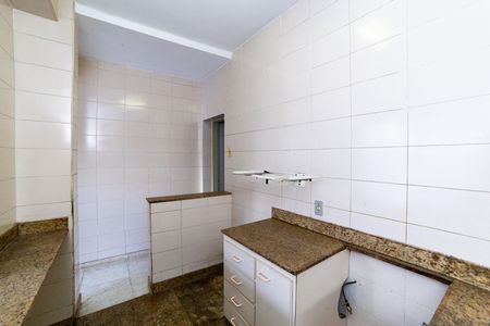 Casa para alugar com 360m², 4 quartos e 7 vagas Casa para alugar com 360m², 4 quartos e 7 vagasCozinha