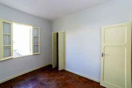 Casa para alugar com 360m², 4 quartos e 7 vagas Casa para alugar com 360m², 4 quartos e 7 vagasSuíte
