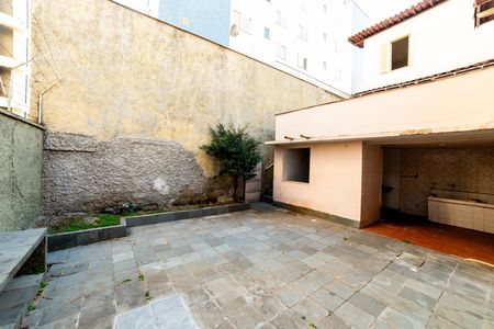 Casa para alugar com 360m², 4 quartos e 7 vagas Casa para alugar com 360m², 4 quartos e 7 vagasÁrea de Serviço