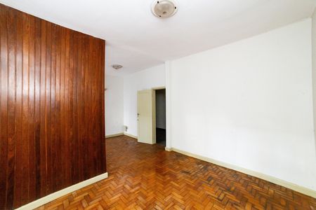 Casa para alugar com 360m², 4 quartos e 7 vagas Casa para alugar com 360m², 4 quartos e 7 vagasSala