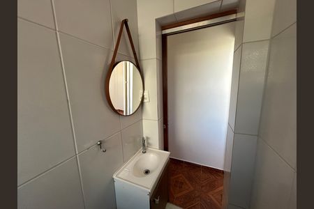 Banheiro de apartamento para alugar com 1 quarto, 45m² em Méier, Rio de Janeiro