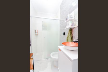 Banheiro de casa à venda com 2 quartos, 100m² em Jardim Las Vegas, Guarulhos