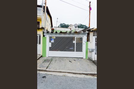 Fachada de casa à venda com 2 quartos, 100m² em Jardim Las Vegas, Guarulhos