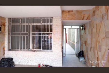 Casa à venda com 3 quartos, 93m² em Vila Zat, São Paulo