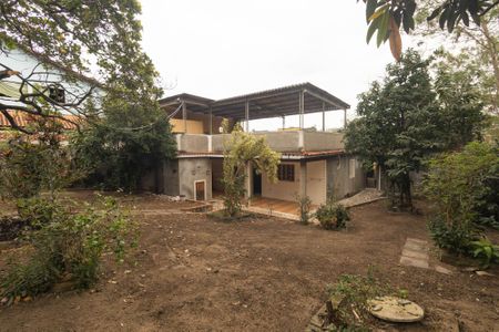Casa para alugar com 900m², 3 quartos e 2 vagas