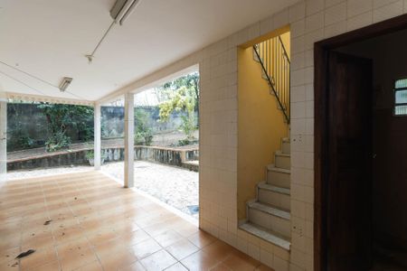 Casa para alugar com 3 quartos, 900m² em Raul Veiga, São Gonçalo