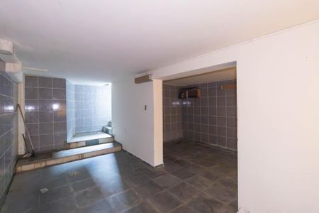 Casa para alugar com 900m², 3 quartos e 2 vagas