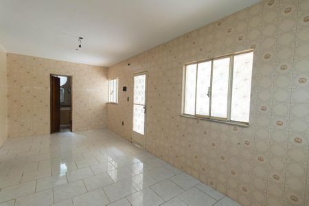 Casa para alugar com 900m², 3 quartos e 2 vagas