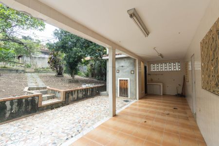 Casa para alugar com 900m², 3 quartos e 2 vagas