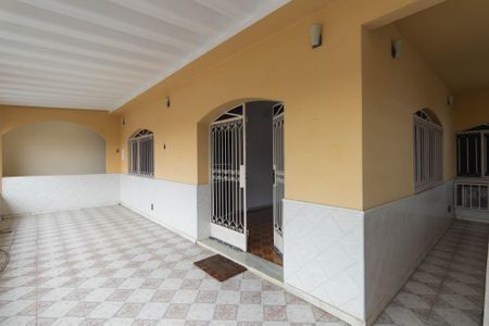 Casa para alugar com 900m², 3 quartos e 2 vagas