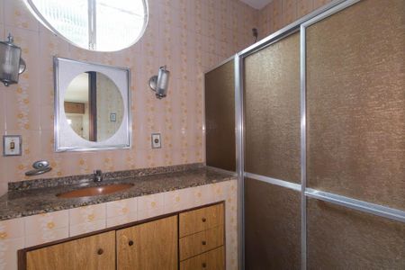 Casa para alugar com 900m², 3 quartos e 2 vagas
