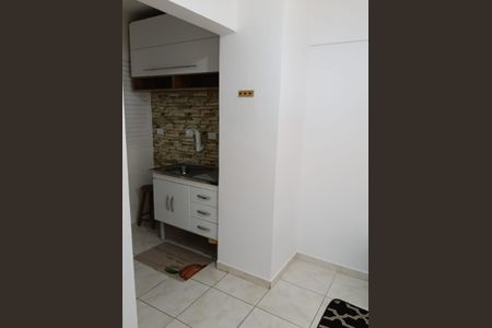 Cozinha de apartamento para alugar com 1 quarto, 40m² em Liberdade, São Paulo