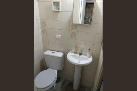 Banheiro de apartamento para alugar com 1 quarto, 40m² em Liberdade, São Paulo