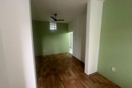 Sala de casa para alugar com 2 quartos, 50m² em Ilha do Governador, Rio de Janeiro