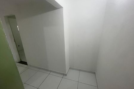 Corredor de casa para alugar com 2 quartos, 50m² em Ilha do Governador, Rio de Janeiro