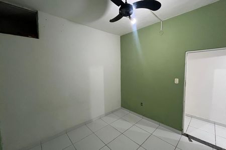 Quarto 1 de casa para alugar com 2 quartos, 50m² em Ilha do Governador, Rio de Janeiro