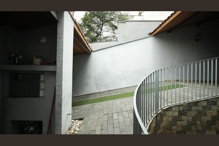 Garagem de casa à venda com 3 quartos, 210m² em Santa Terezinha, Santo André