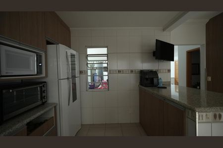 Cozinha de casa à venda com 3 quartos, 210m² em Santa Terezinha, Santo André