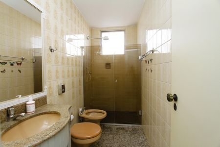 Apartamento para alugar com 130m², 4 quartos e 2 vagasBanheiro Social