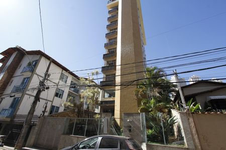 Apartamento para alugar com 130m², 4 quartos e 2 vagasFachada