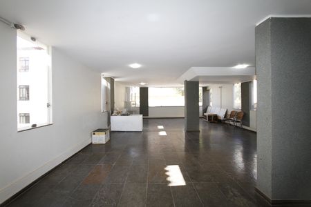 Apartamento para alugar com 130m², 4 quartos e 2 vagasÁrea comum - Salão de festas