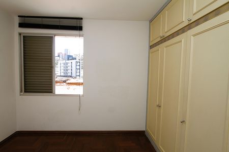 Apartamento para alugar com 130m², 4 quartos e 2 vagasQuarto 4