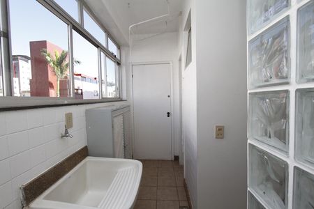 Apartamento para alugar com 130m², 4 quartos e 2 vagasÁrea de Serviço