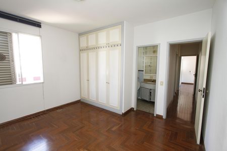 Apartamento para alugar com 130m², 4 quartos e 2 vagasQuarto 1 - Suíte