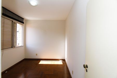 Apartamento para alugar com 130m², 4 quartos e 2 vagasQuarto 3