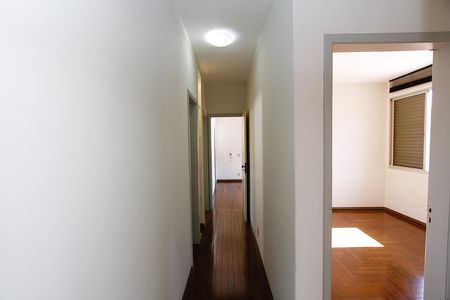 Apartamento para alugar com 130m², 4 quartos e 2 vagasCorredor