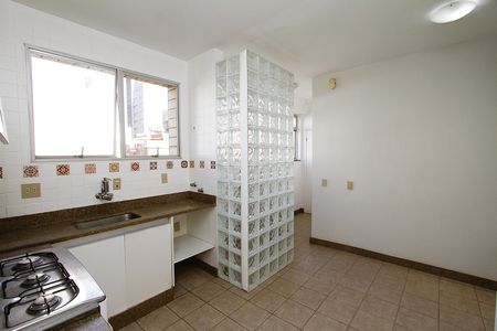 Apartamento para alugar com 130m², 4 quartos e 2 vagasCozinha