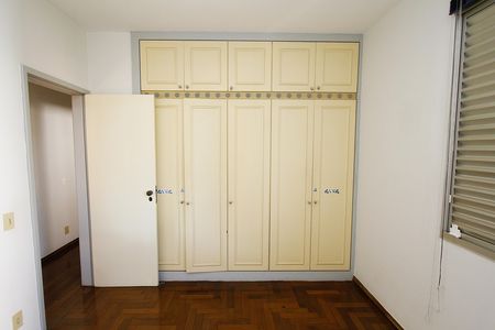 Apartamento para alugar com 130m², 4 quartos e 2 vagasQuarto 2