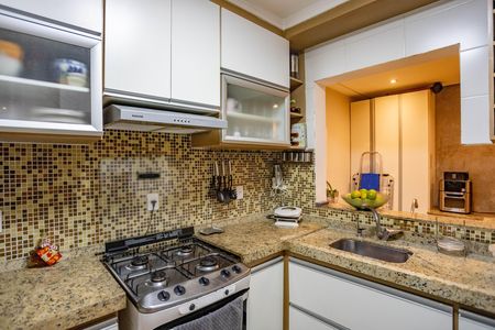 Cozinha  de casa de condomínio à venda com 3 quartos, 101m² em Taboão, São Bernardo do Campo